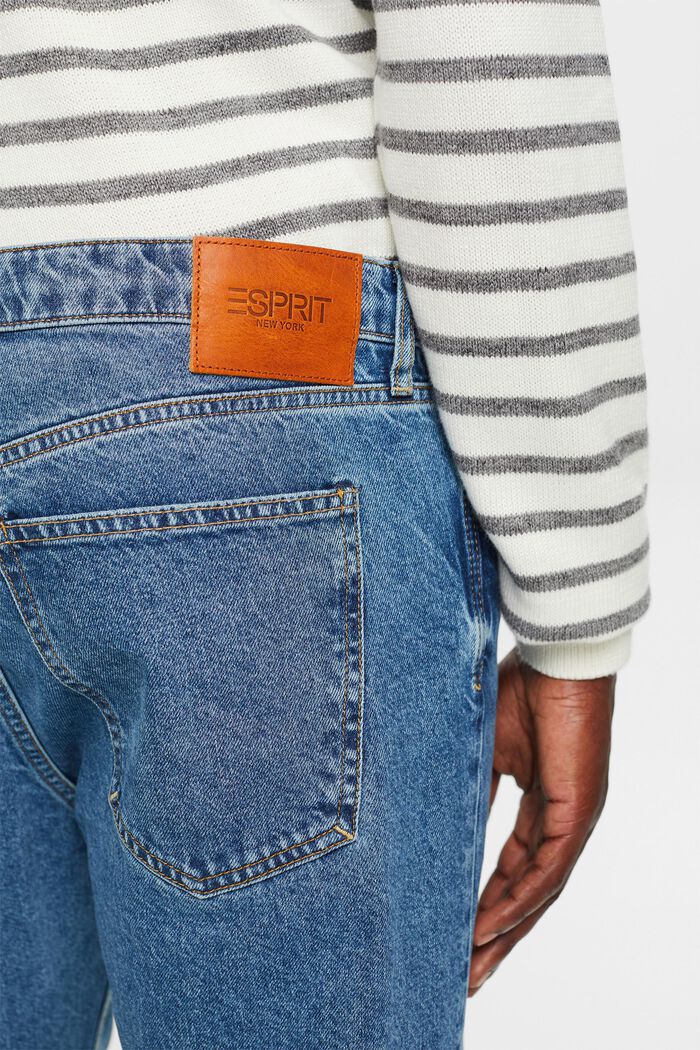 Lockere Retro-Jeans mit mittlerer Bundhöhe