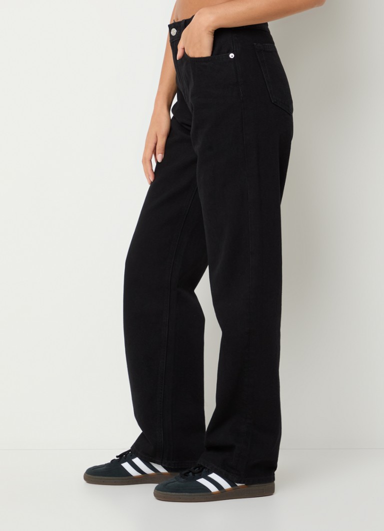 Jeans Calvin Klein a vita alta e vestibilità ampia con lavaggio colorato