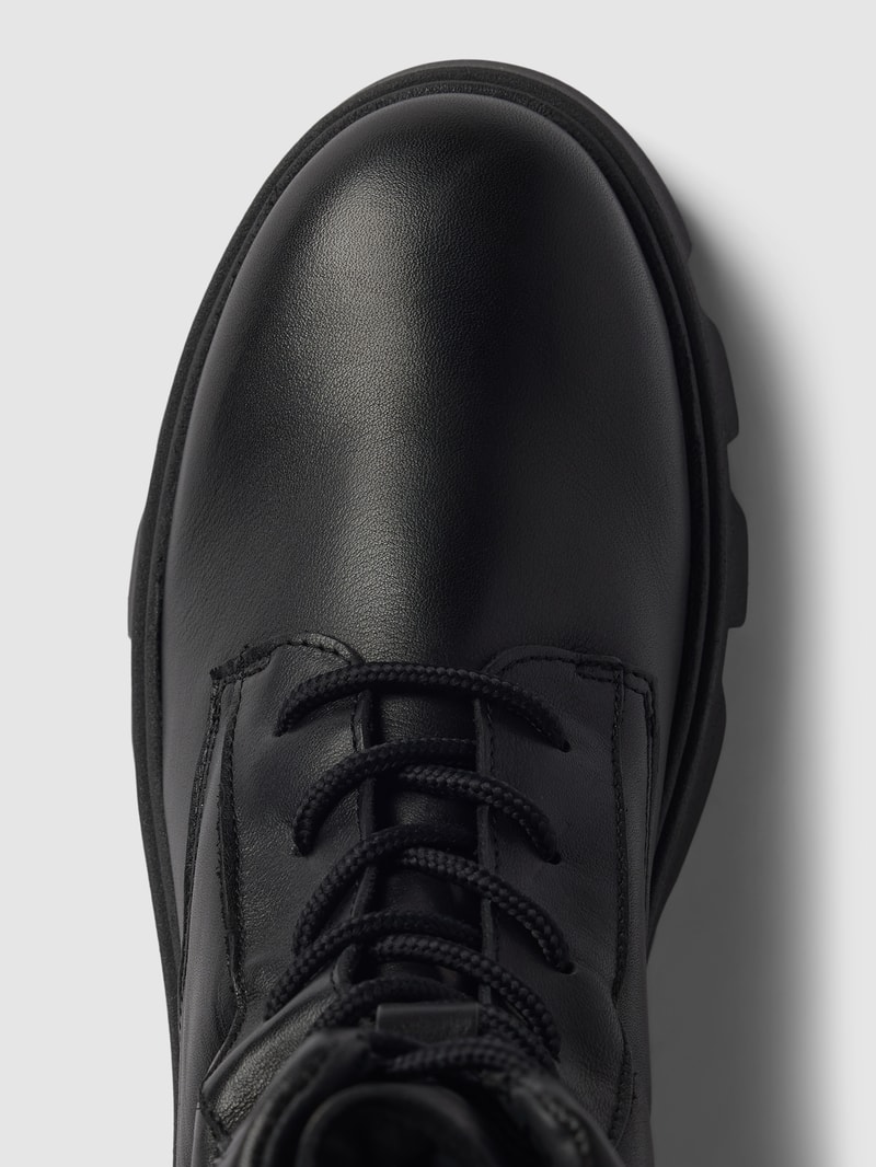 Schnürboots mit Zugschlaufe Modell 'LILIAM' in schwarz
