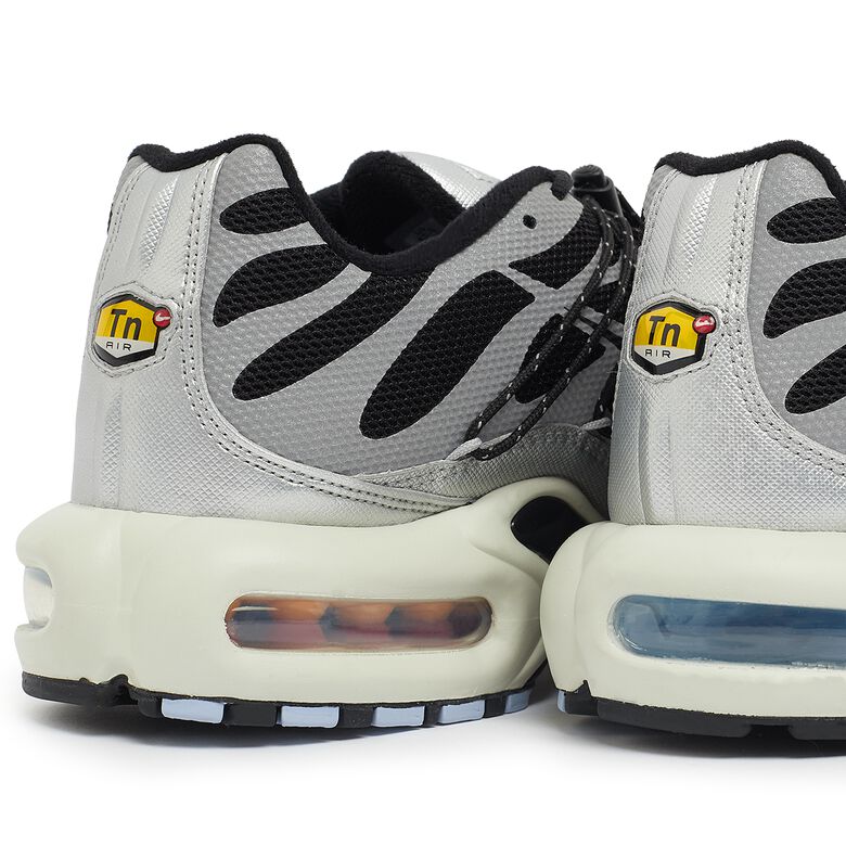 NIKE Wmns Air Max Plus 