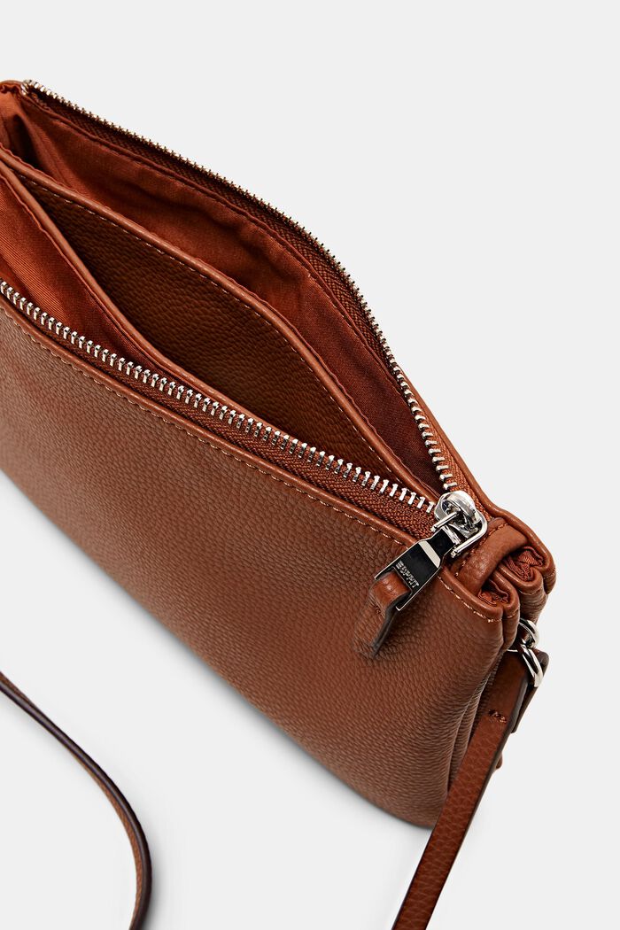Schultertasche in Lederoptik