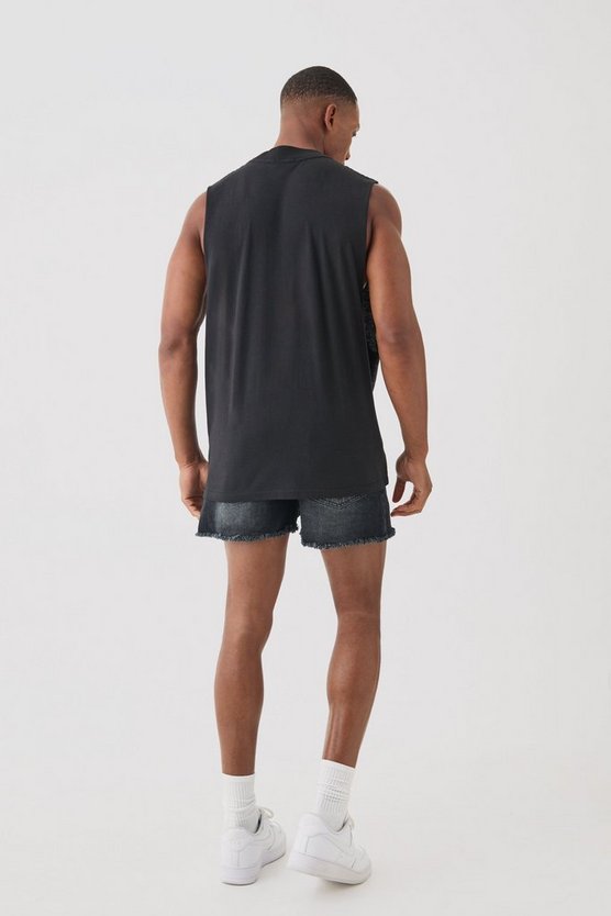 Lockere super kurze Jeansshorts in gewaschenem Schwarz