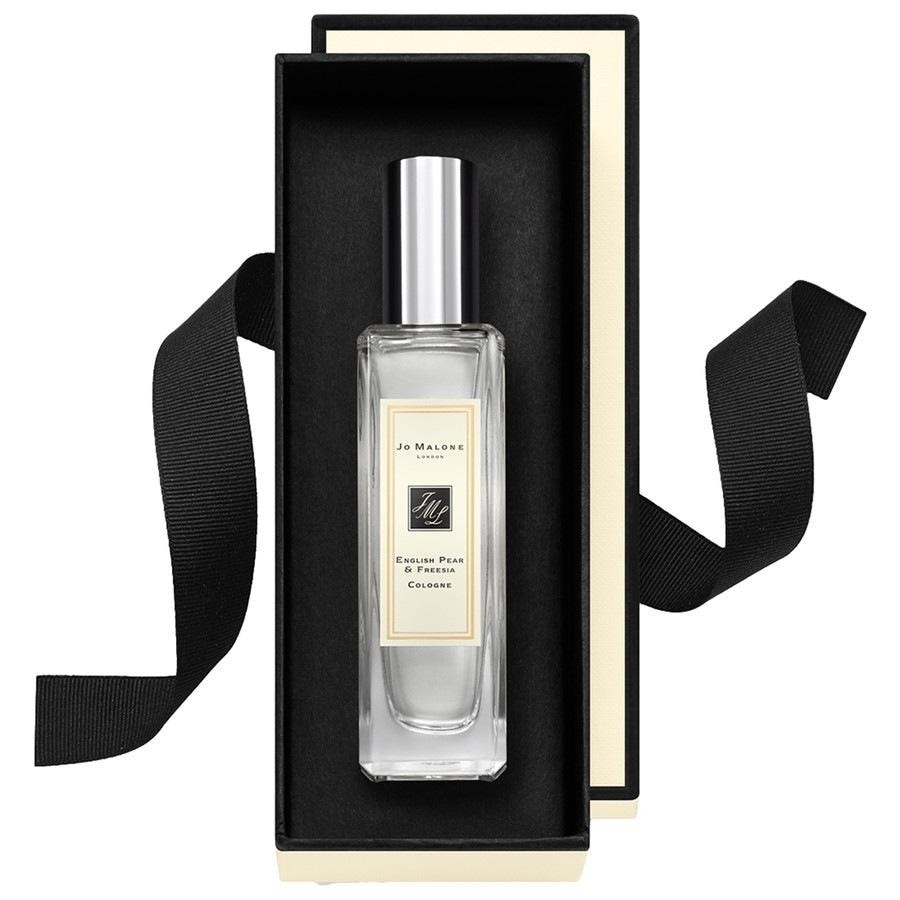 English Pear & Freesia
