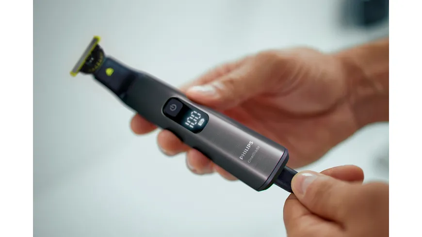 PHILIPS OneBlade Pro Face & Body 360° Rasierer QP6551/15