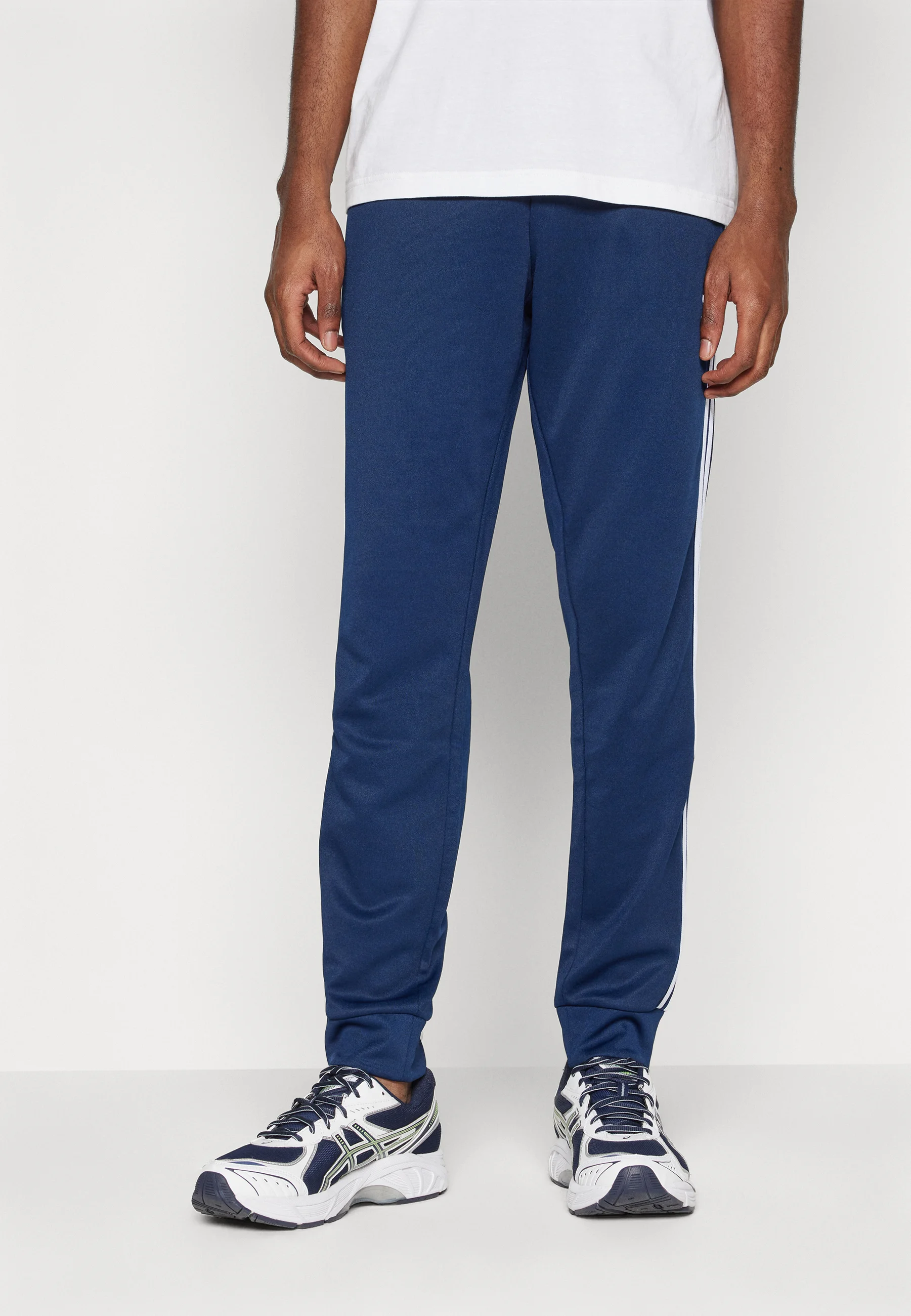 Pantalones deportivos adidas Originals