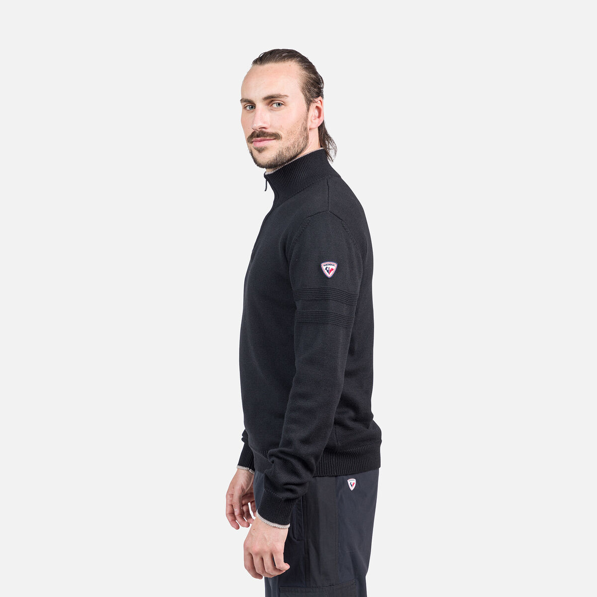 Herrenstrickpullover mit halbem Reißverschluss