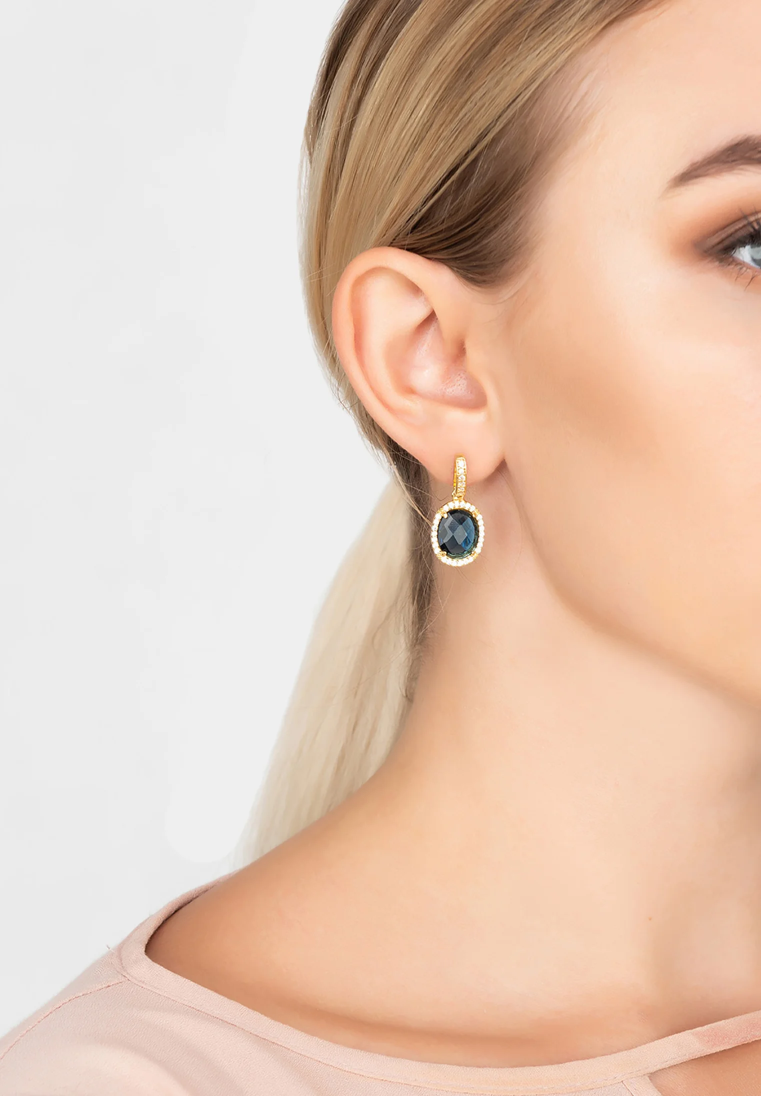 Pendientes Latelita