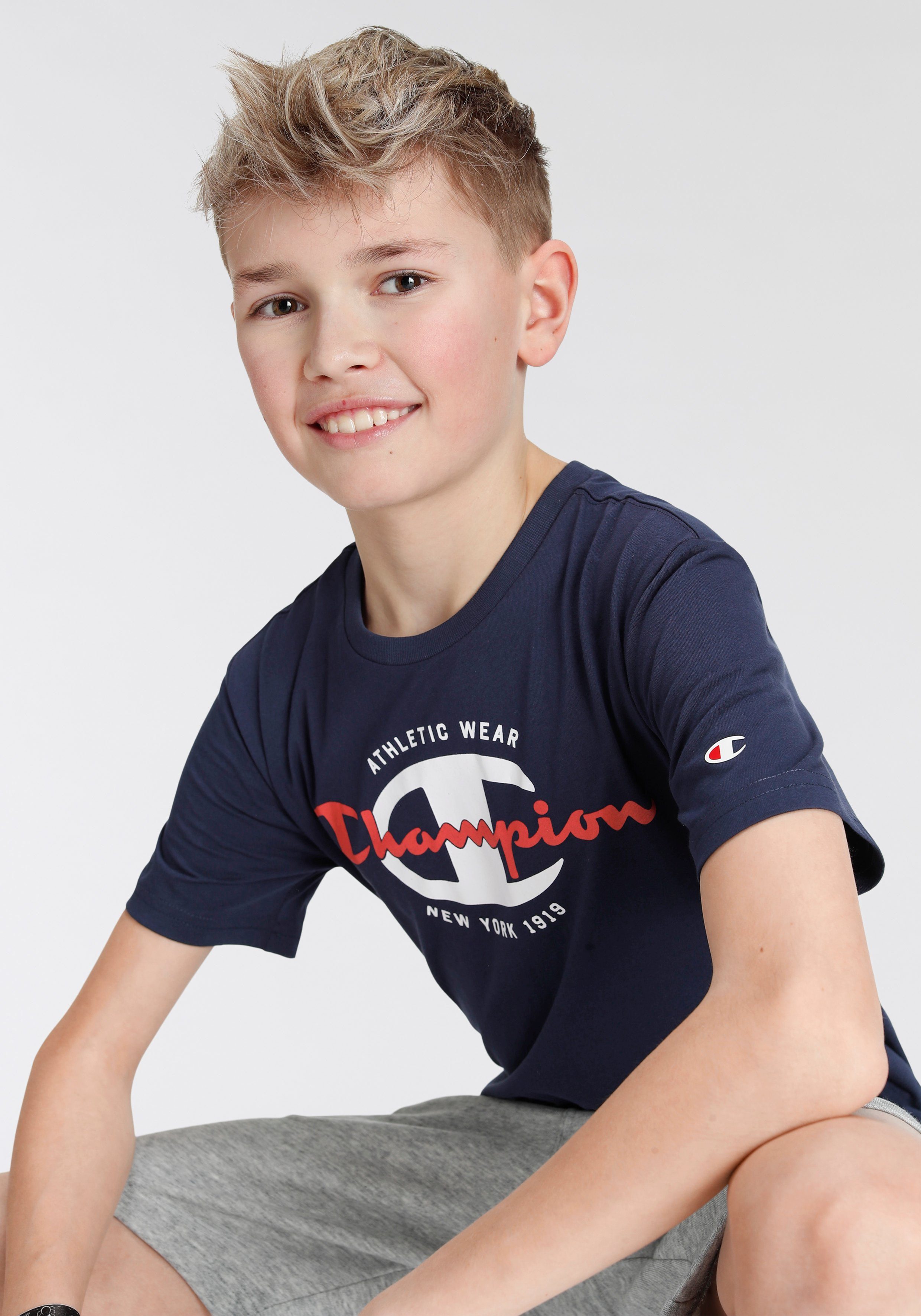 Champion T-Shirt