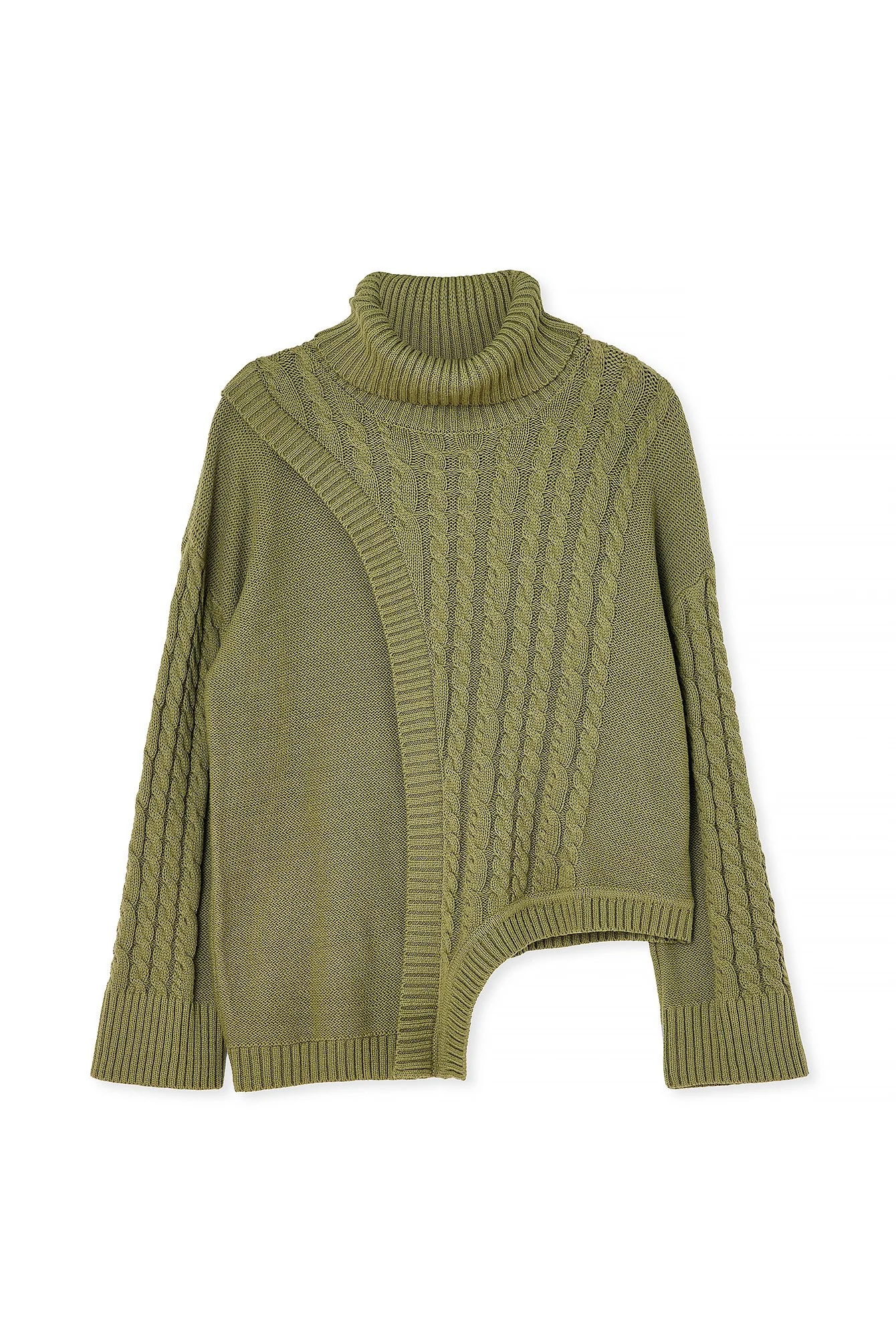 Asymmetrischer Strickpullover mit Zopfmuster