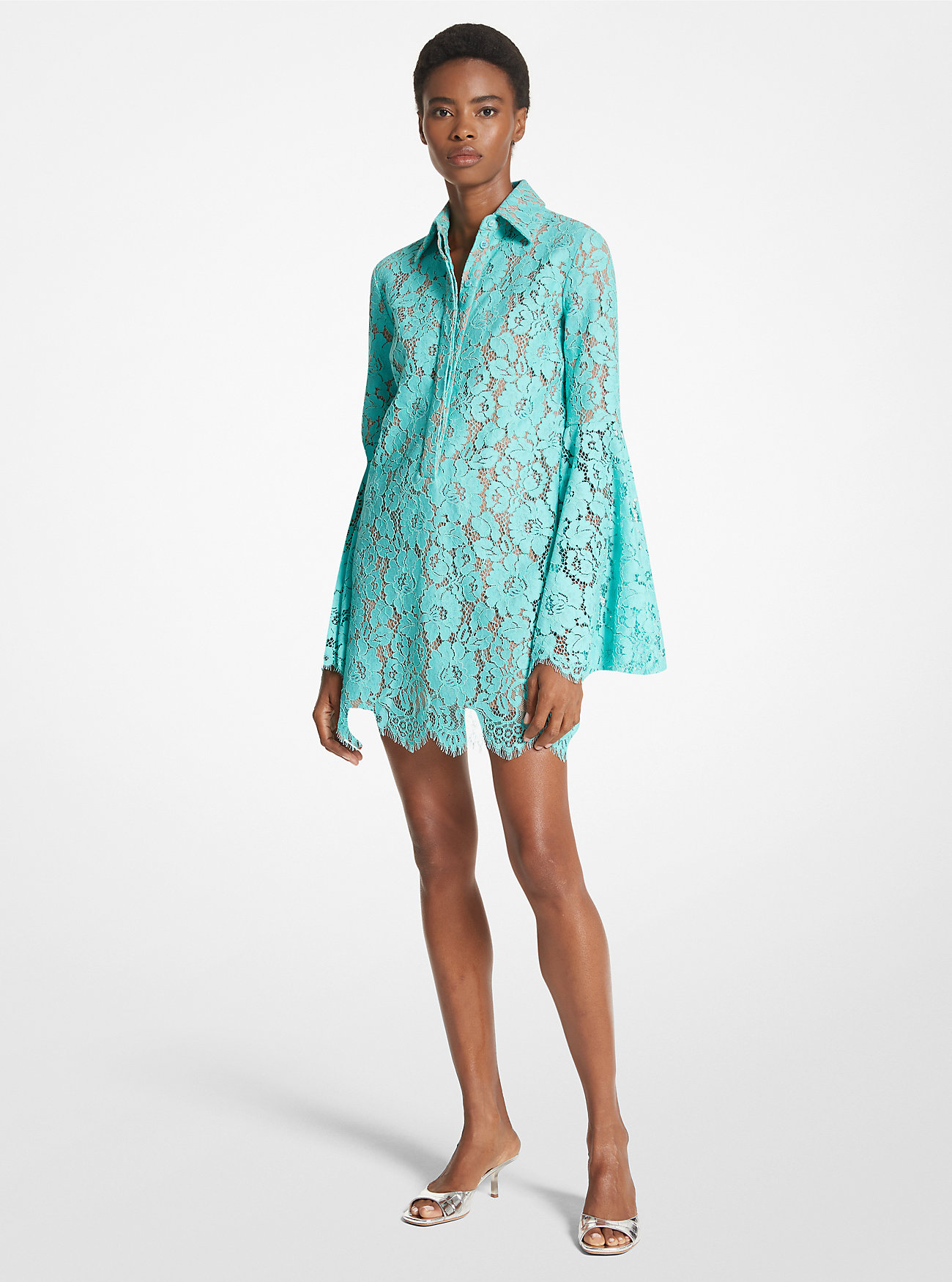Blomsterkjole med blondeklokker – SEAFOAM