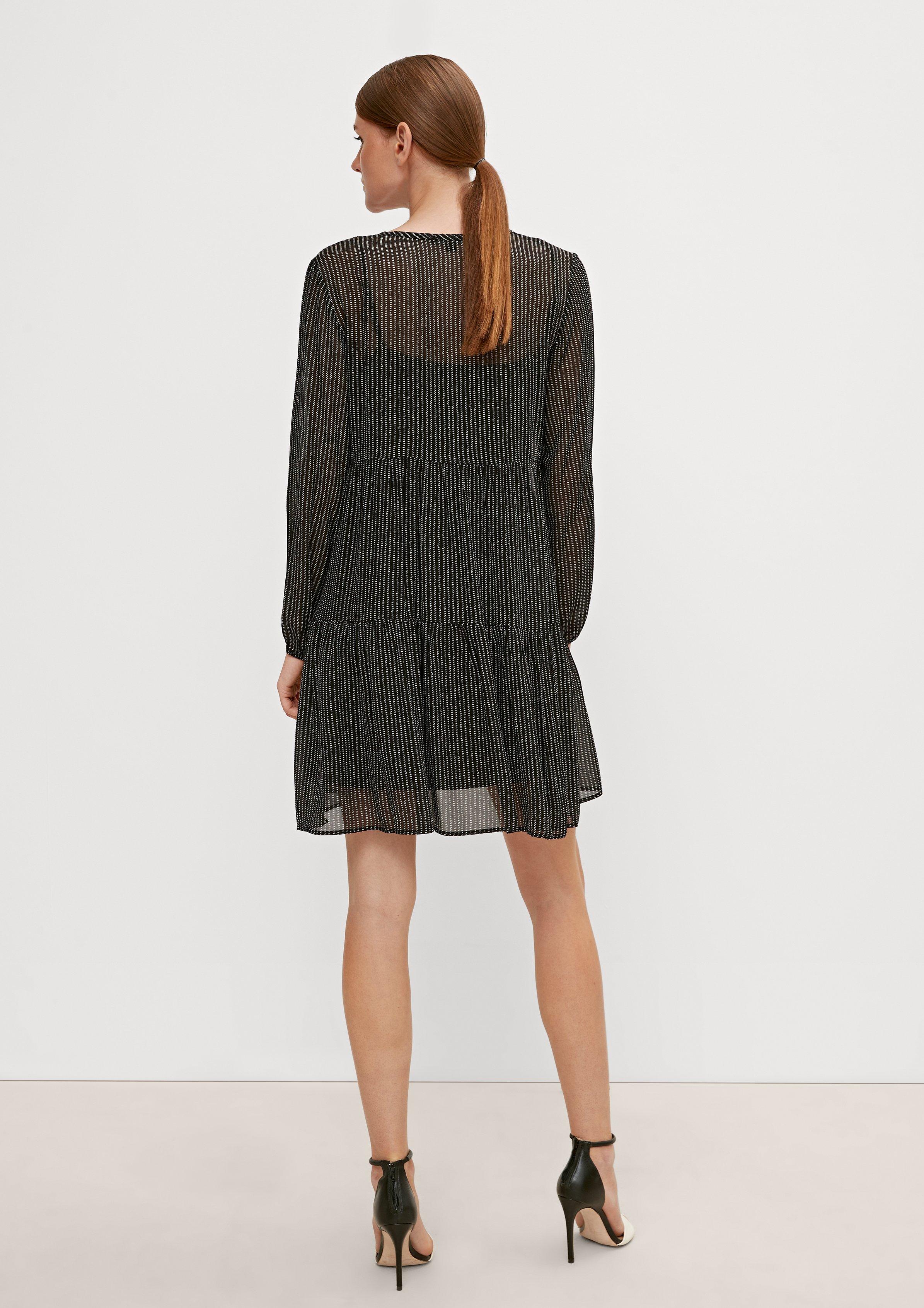 Kleid aus Viskosecrêpe - schwarz