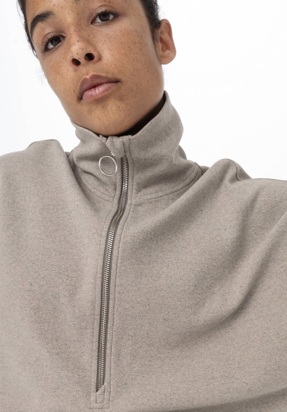 Sweatshirt BetterRecycling aus reiner Bio-Baumwolle