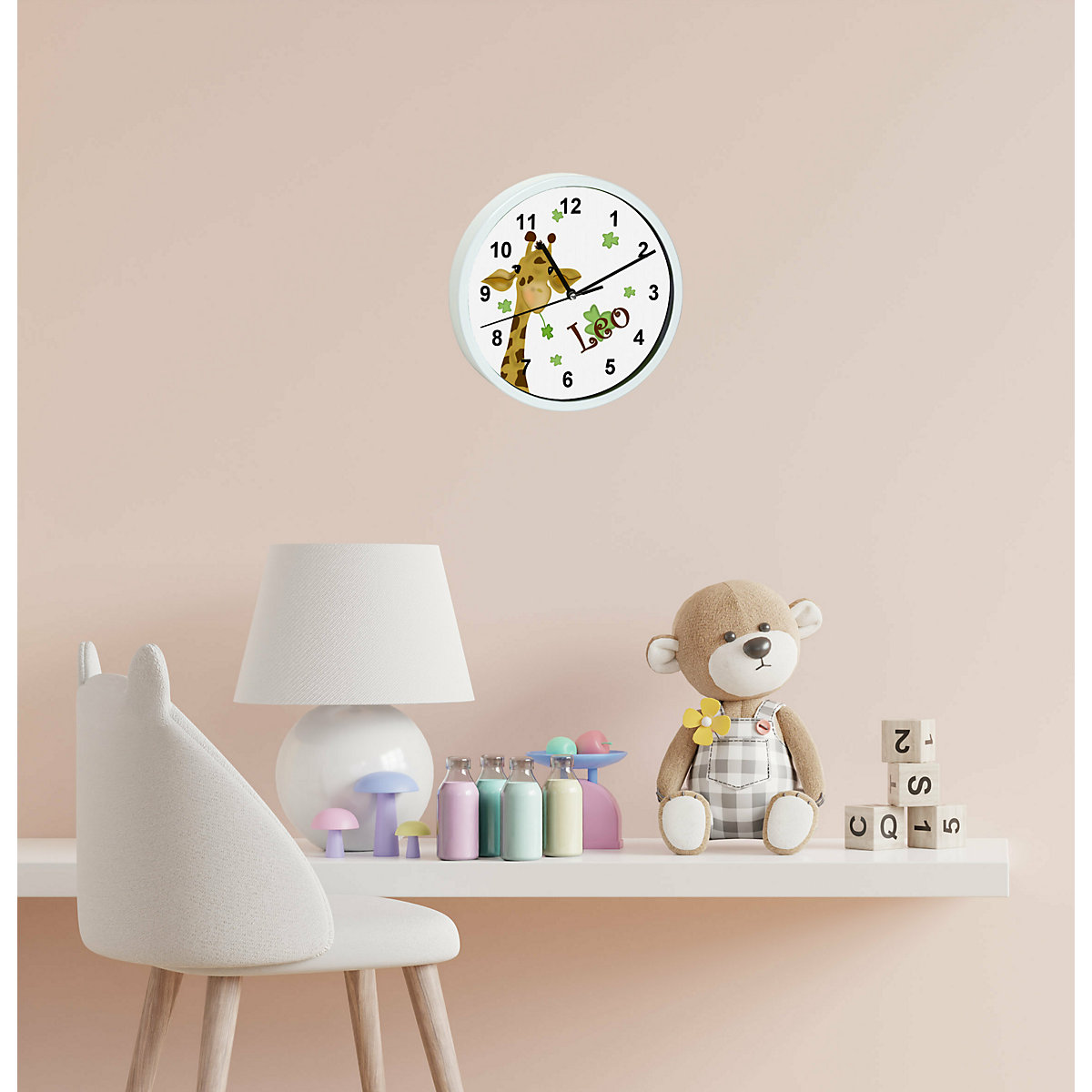 Kinder Wanduhr personalisiert mit Name Giraffe