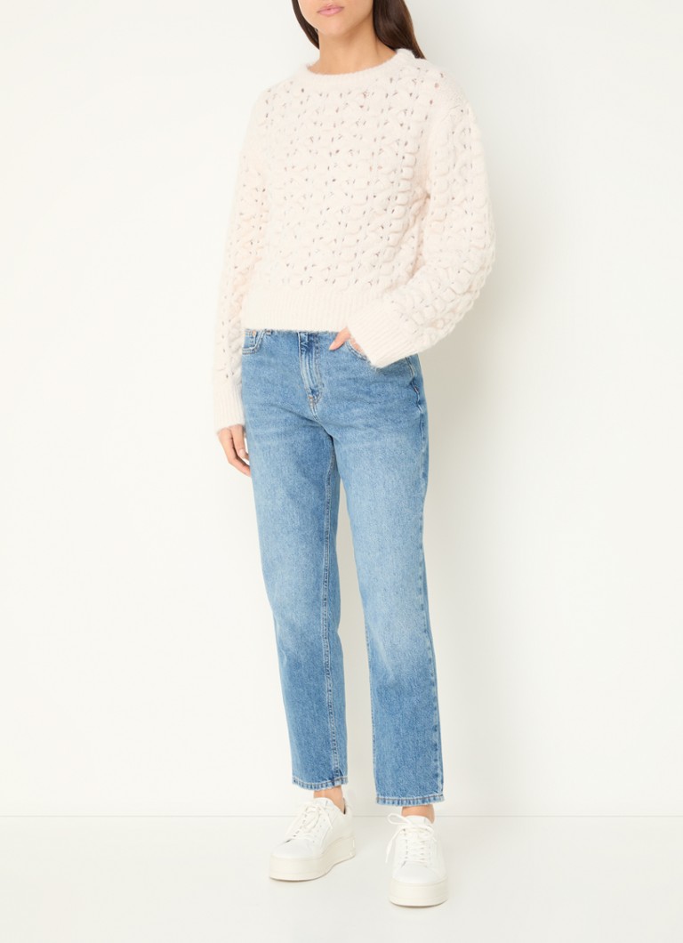 Sweter Benetton z cienkiej dzianiny z domieszką wełny i ażurowym wzorem.