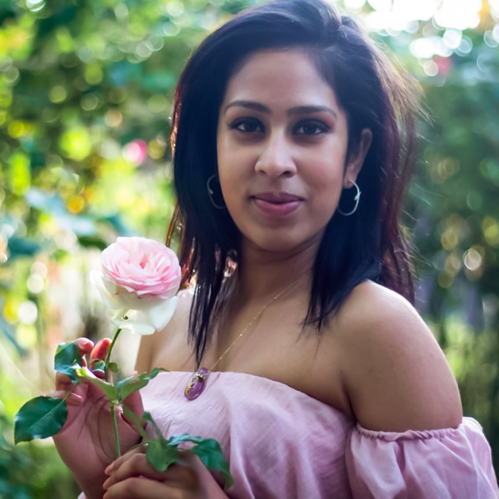 anuja aromatics Champ de Roses de Bulgarie Eau de Parfum Bio aux Essences 100 % Naturelles