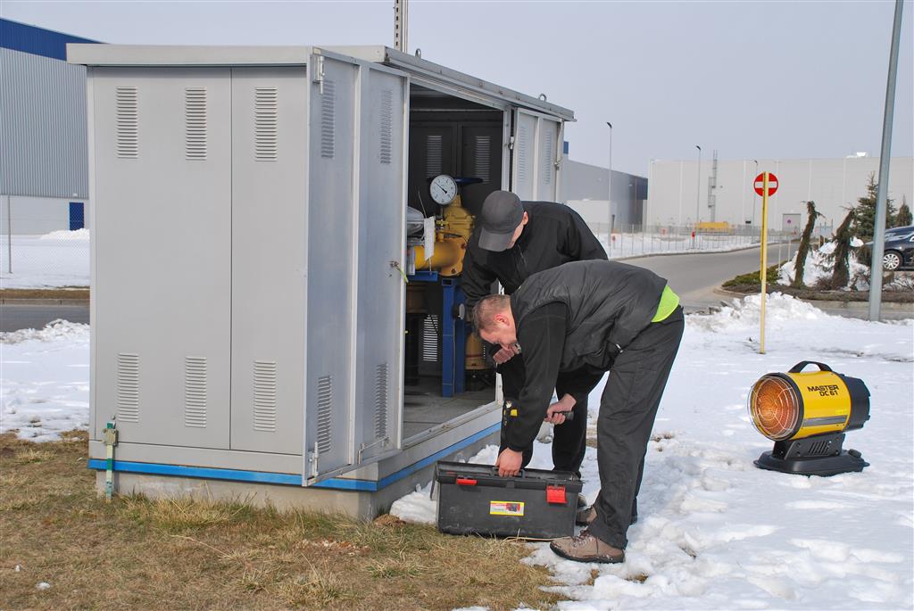 Master DC61SETCOMPL DC61 Batterie-/230-Volt-Infrarot-Dieselheizung 17 kW mit Batterie und Ladegerät