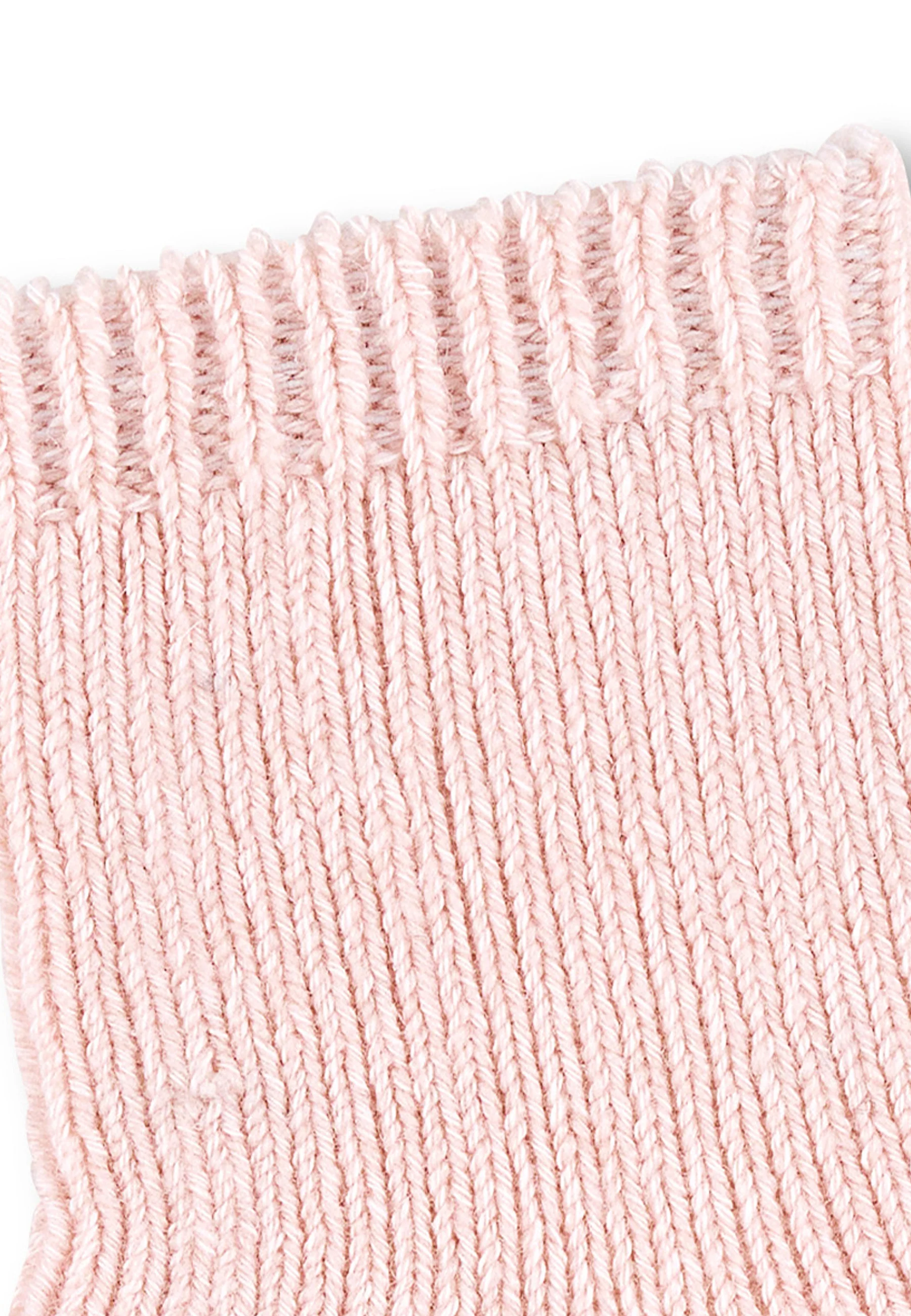 Socken aus Wolle in verschiedenen Farben