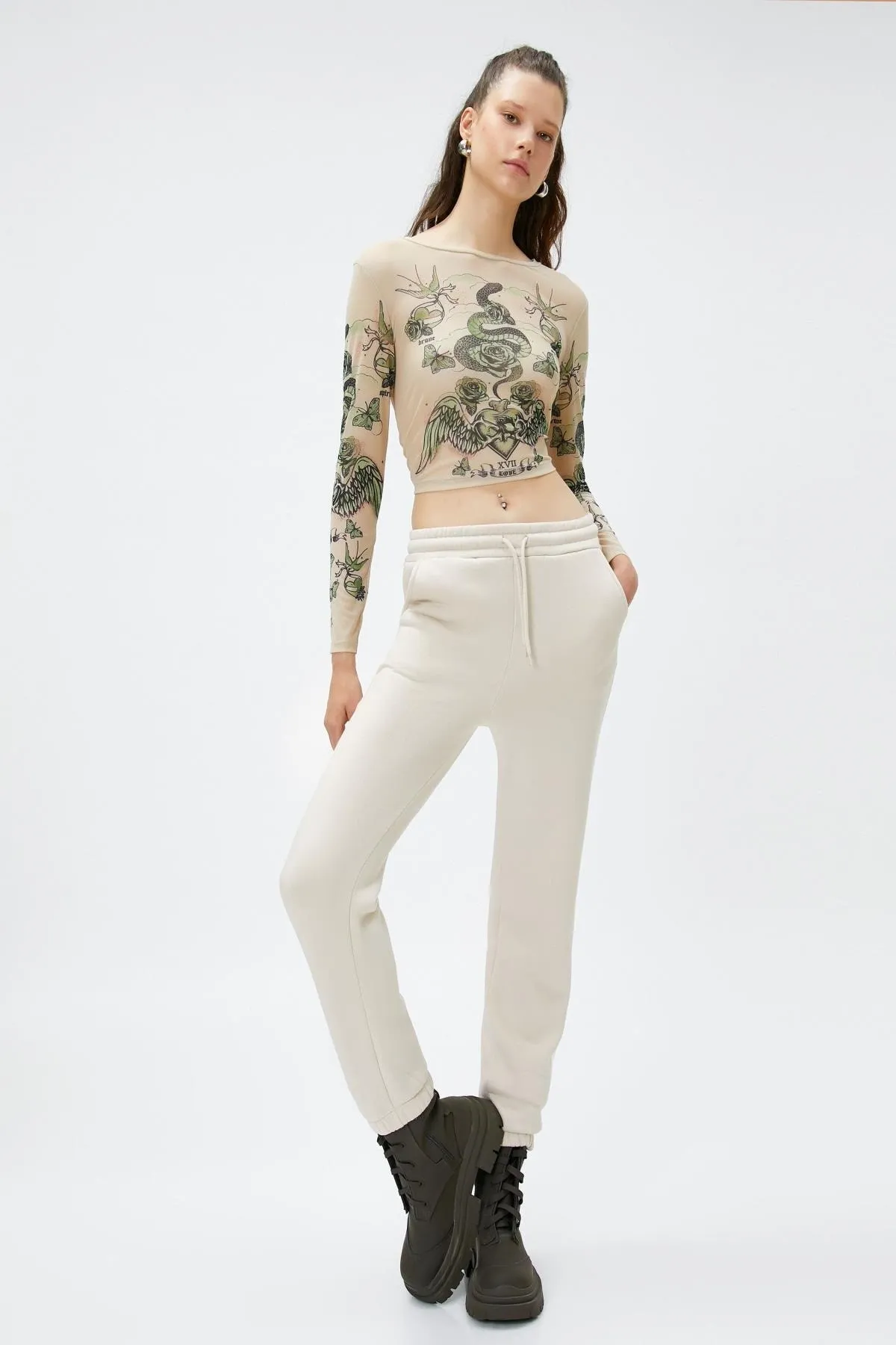 Koton  Damen-Jogginghose mit elastischem Bund, Schnürung und Taschendetail, Beige