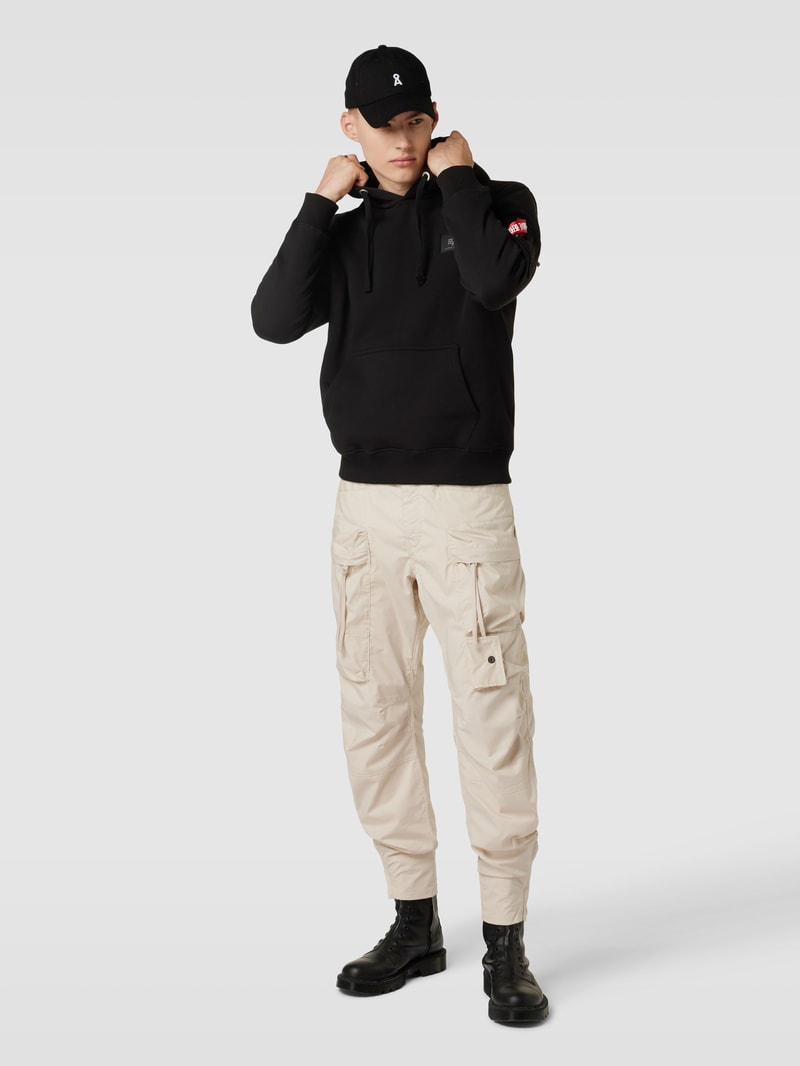 Hoodie mit Label-Applikation Modell 'Camo' in schwarz