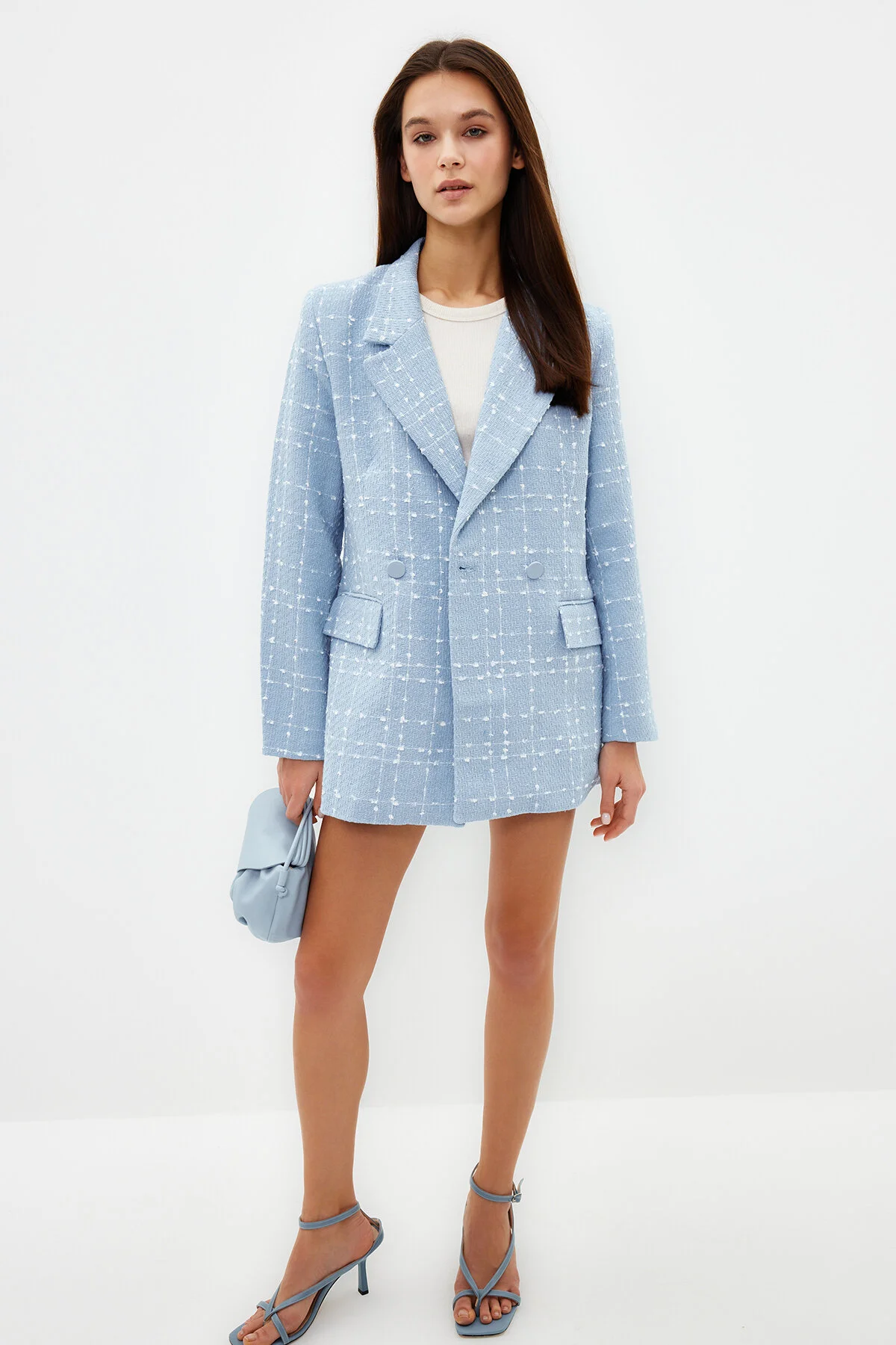Trendyol Collection  Hellblaue, übergroße, gewebte karierte Blazerjacke TWOAW21CE0105