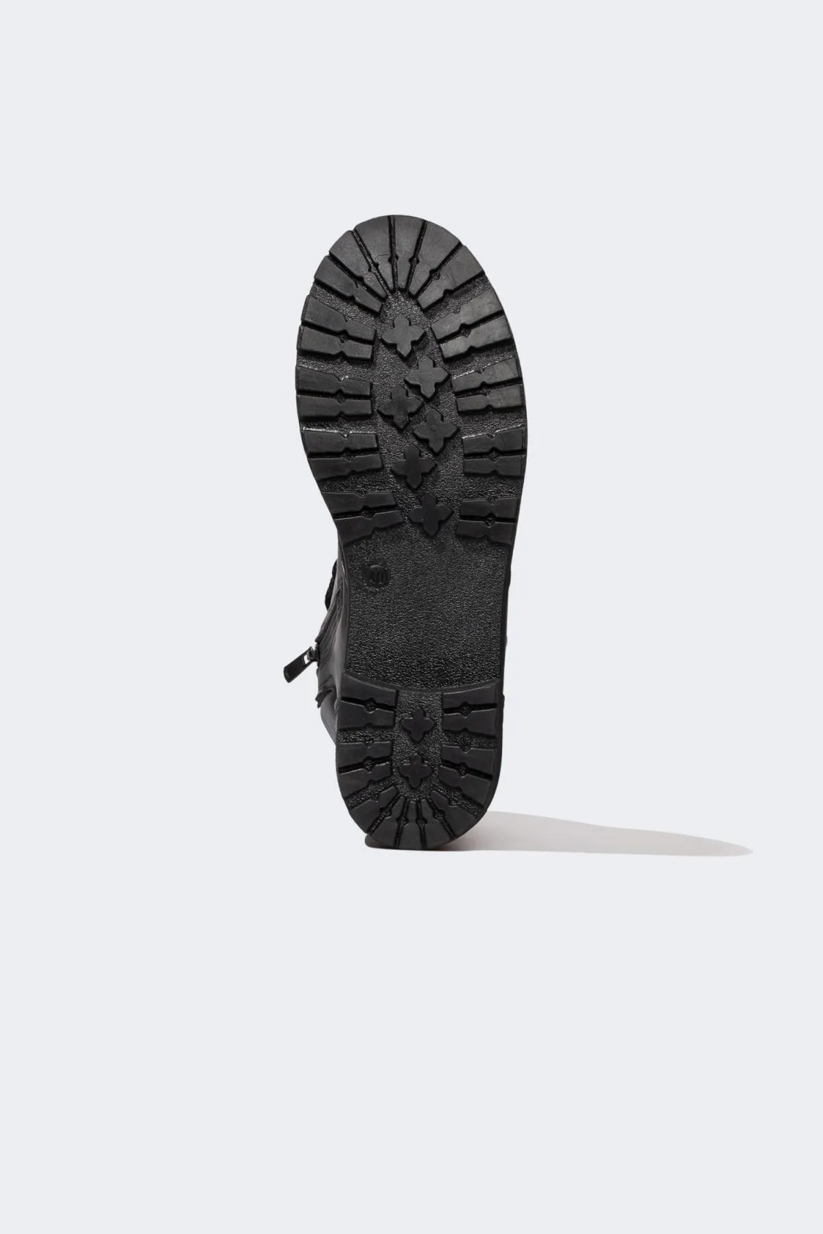 DeFacto  Damen Winterstiefel aus Kunstleder mit Schnürung und Reißverschluss, dicke Sohle, B0931ax23au