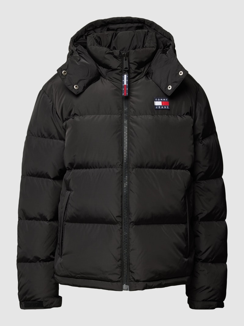 Steppjacke mit Label-Patch Modell 'ALASKA' in schwarz
