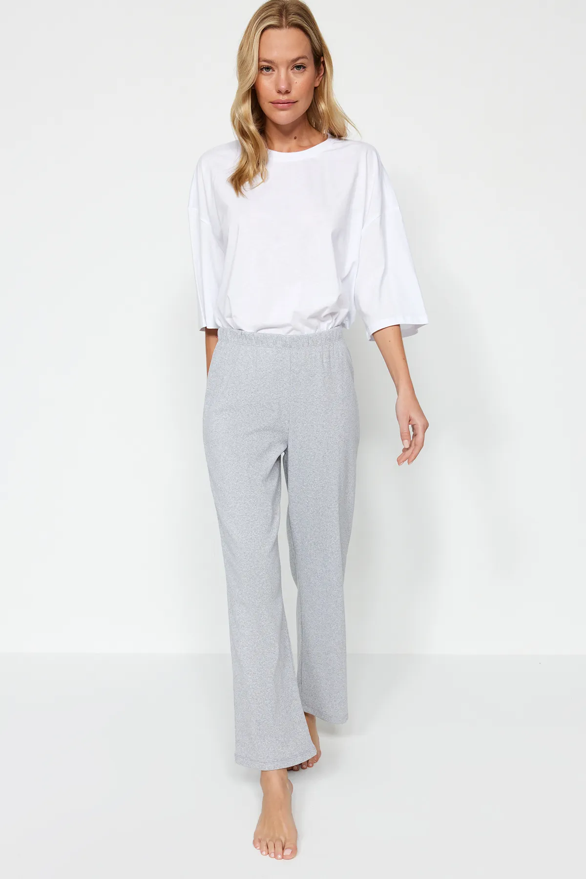 Trendyol Collection  Grau-Anthrazit, 2er-Pack gestrickte Pyjamahosen aus schnurgebundener Baumwolle THMAW24PJ00007