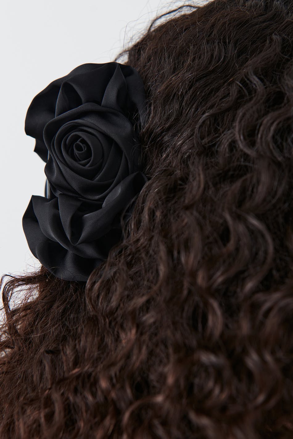 L flower hair clip