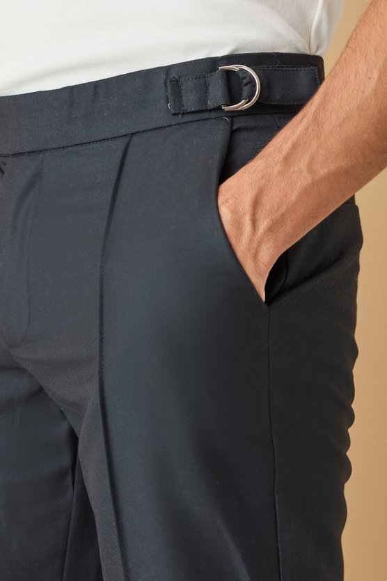 Slim-Fit Hose mit D-Ring und verstellbarem Bund