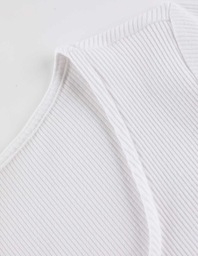 T-Shirt - Schlüsselloch-Ausschnitt