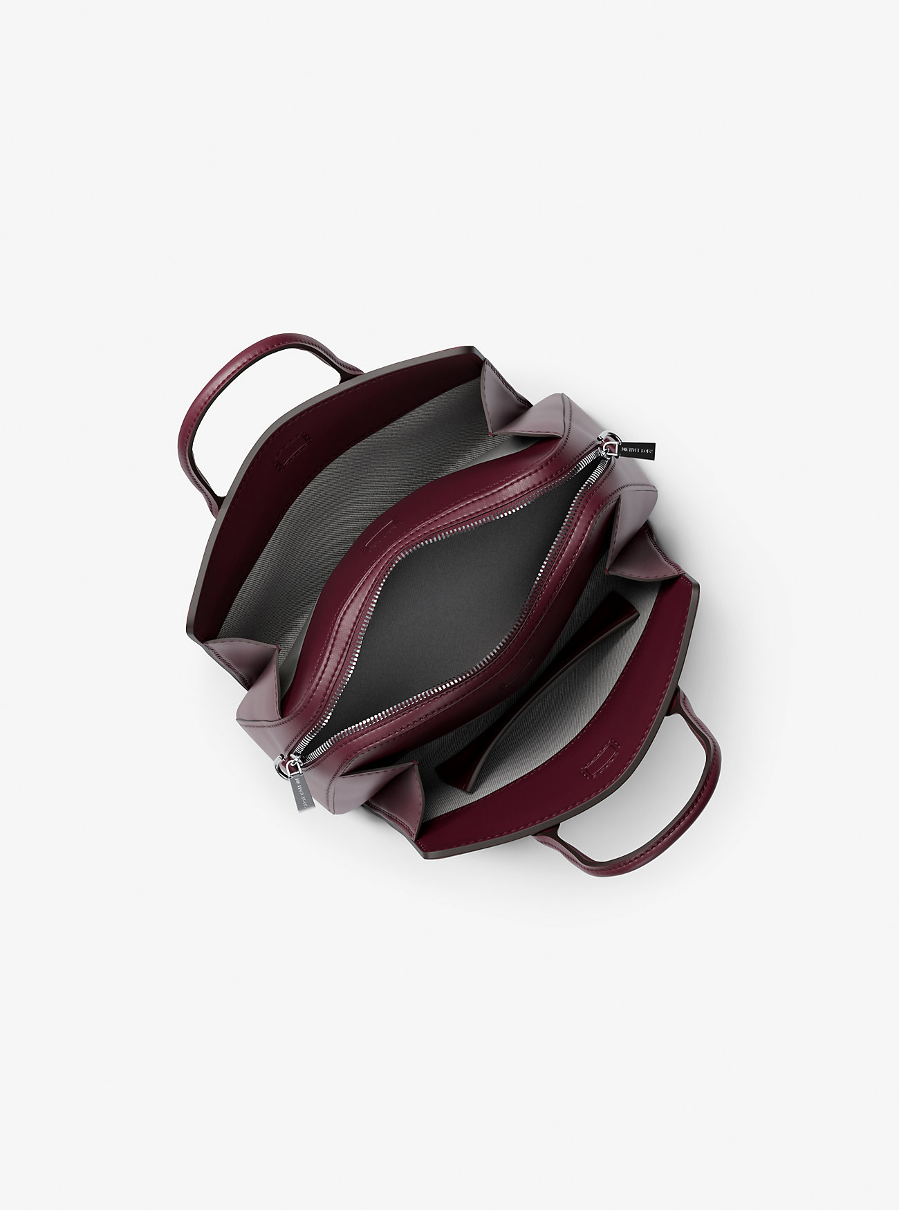 Laila liten veske med signaturlogo – OXBLOOD