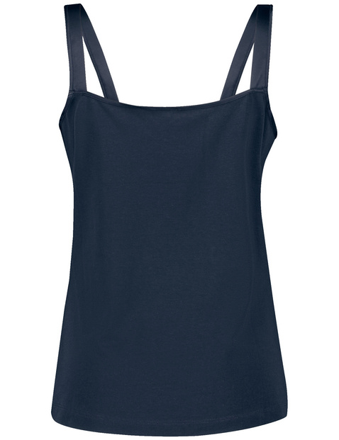 Top mit Material-Patch und Spitzenbesatz