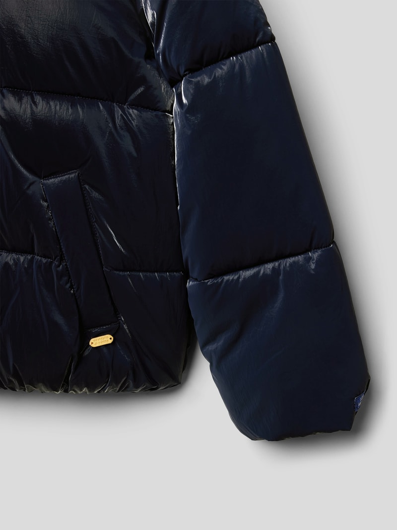Steppjacke mit Kapuze in blau