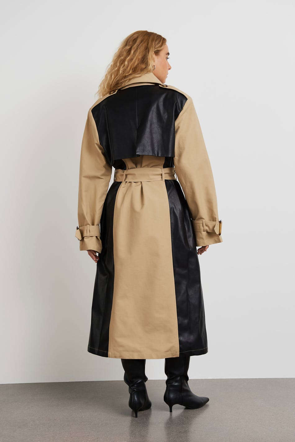 Linn trench coat