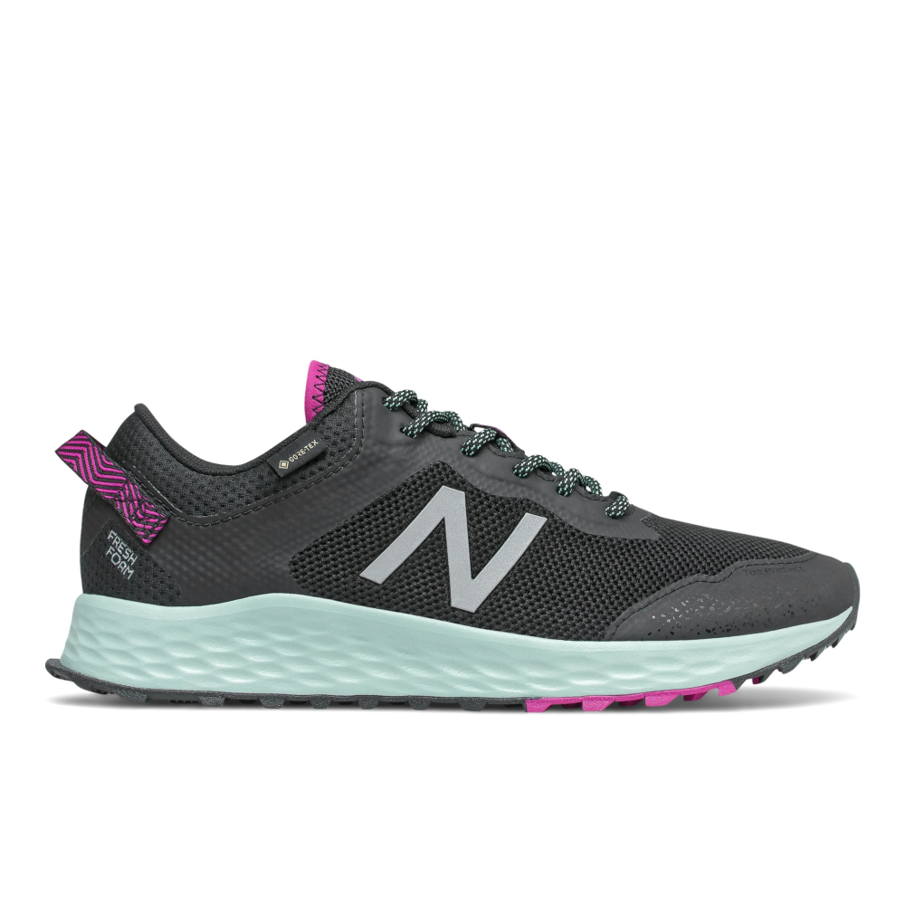 New Balance Fresh Foam Arishi Trail WTARISGB / schwarz