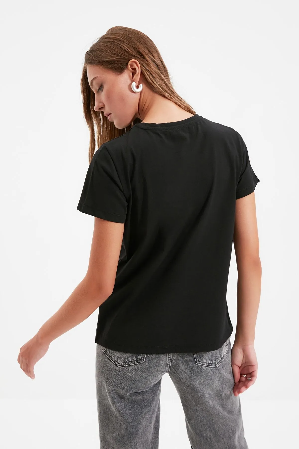 Trendyol Collection  Mehrfarbiges 2er-Pack Strick-T-Shirts aus 100 % Baumwolle, Single-Jersey, Rundhalsausschnitt, TWOSS20TS0141