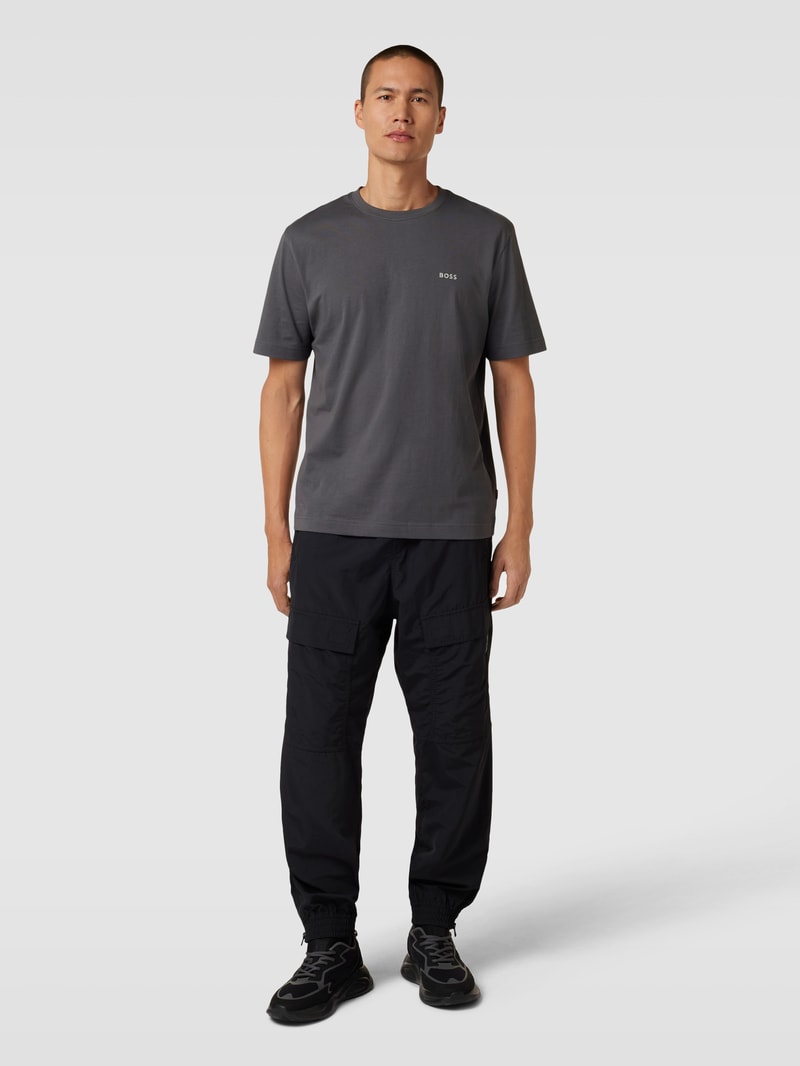 T-Shirt mit Label-Print Modell 'Racing' in dunkelgrau