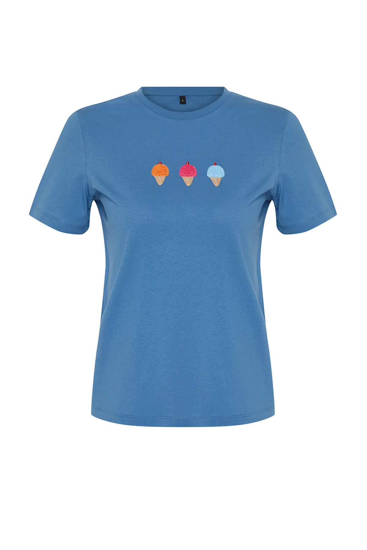 Trendyol Collection  Indigofarbenes Strick-T-Shirt aus 100 % Baumwolle mit normaler Passform und Rundhalsausschnitt, bestickt, TWOSS24TS00207
