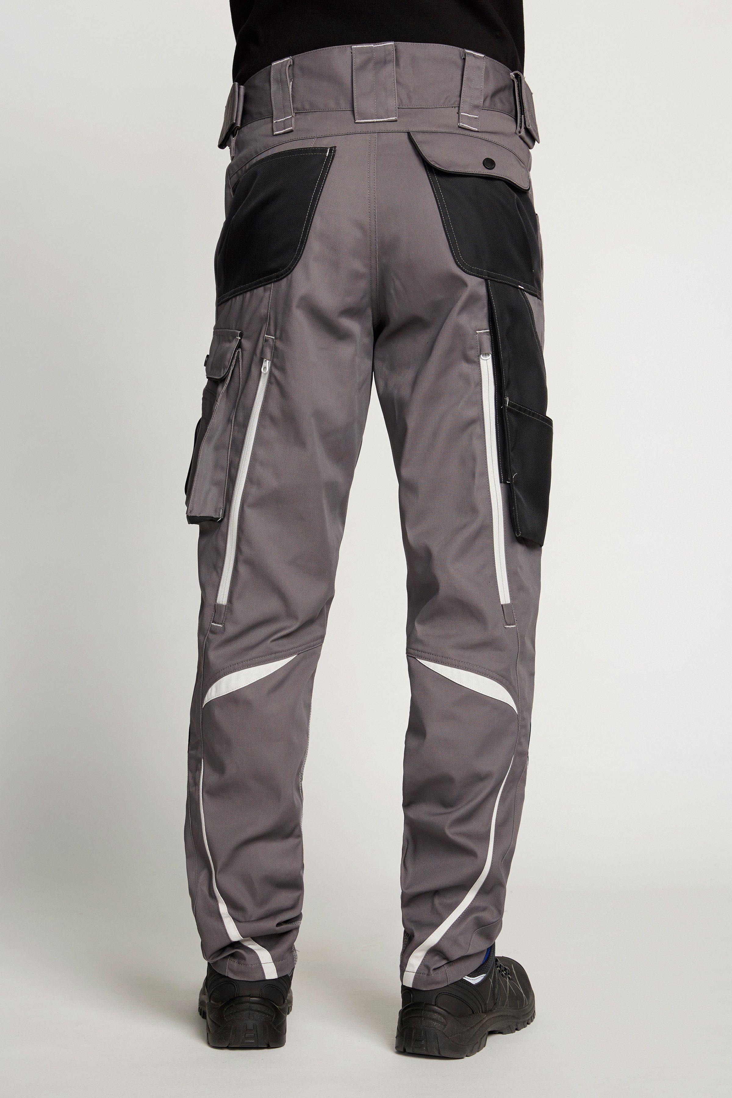Northern Country Arbeitshose worker plus (langlebig durch 3-fach Innenbeinnaht und viele Verriegelungspunkte) mit Cordura®Verstärkungen und Reißverschlussbelüftung mit 9 Taschen