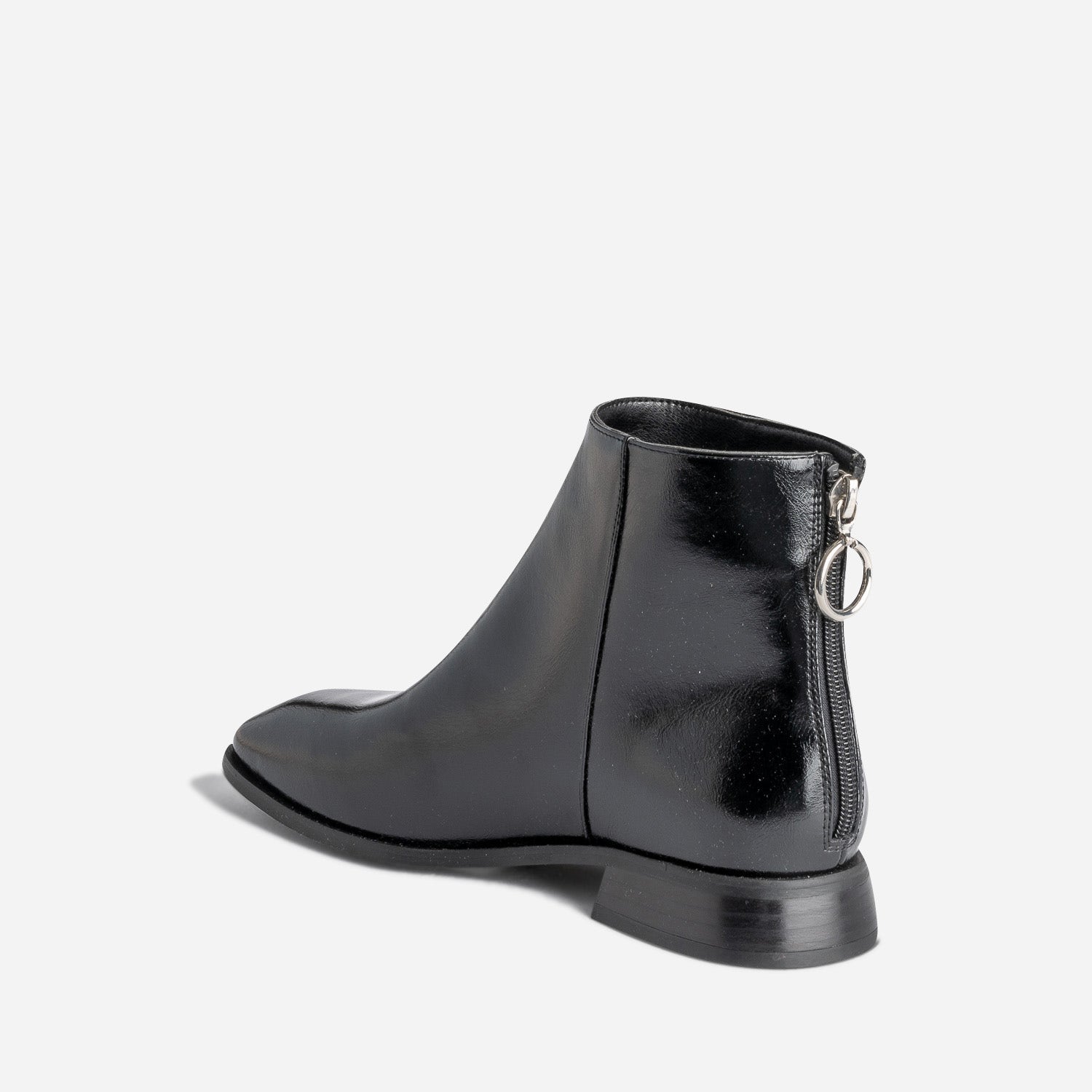 Boots noir glacé avec zip arrière