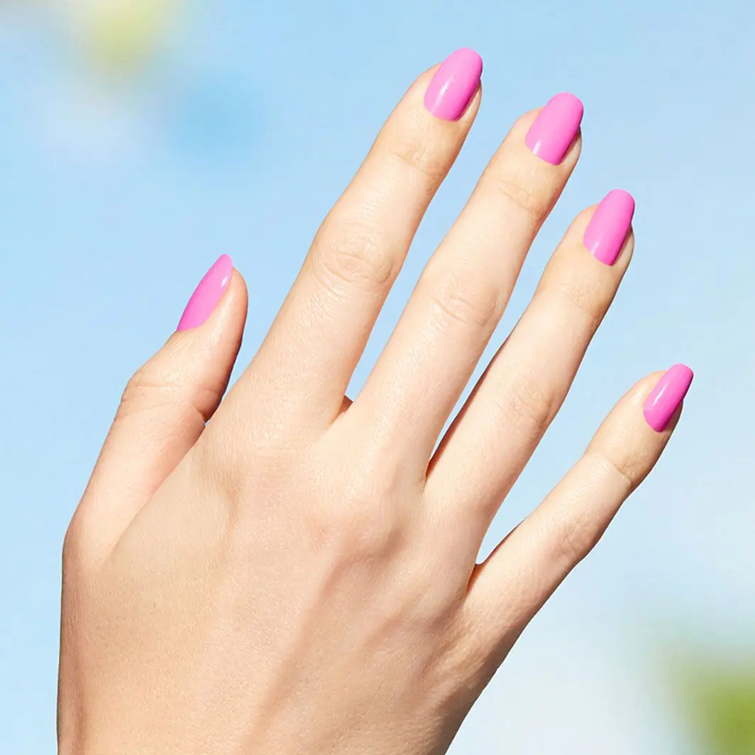Opi Nature Strong lak za nokte s mirisom cvijeća 15ml