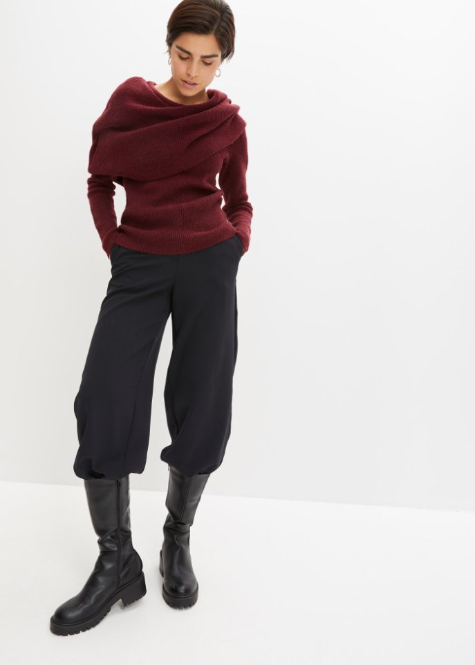 Pullover mit variablem Schal-Element