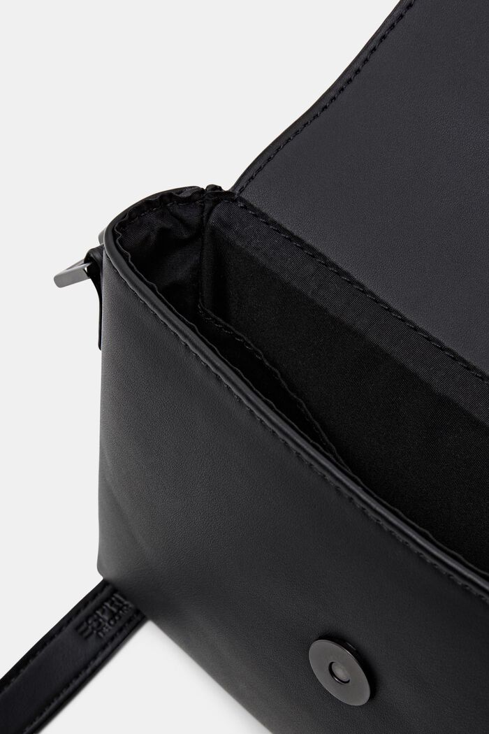 Clutch aus Kunstleder