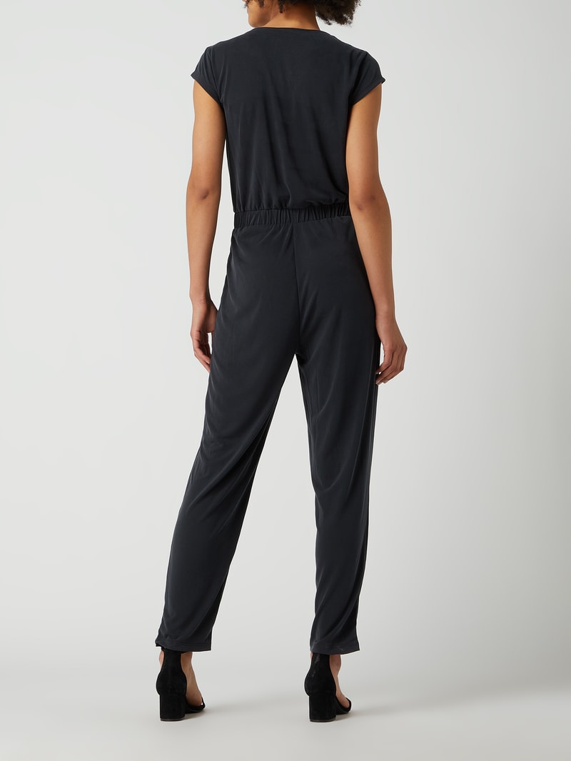 Jumpsuit in Wickel-Optik in schwarz