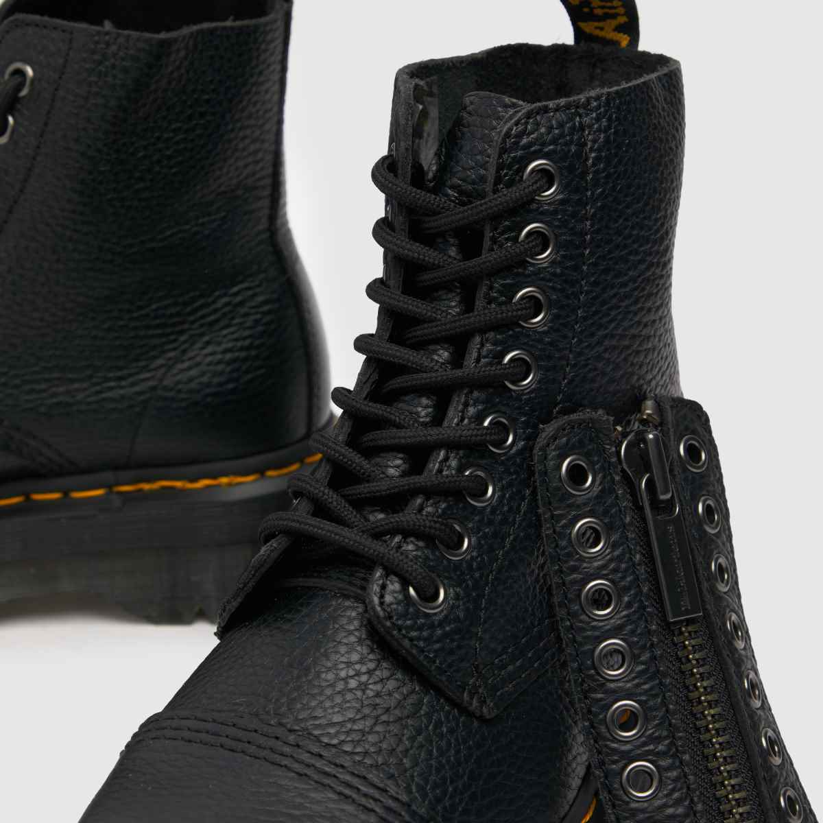 Dr Martens – Sinclair – Svarta stövlar