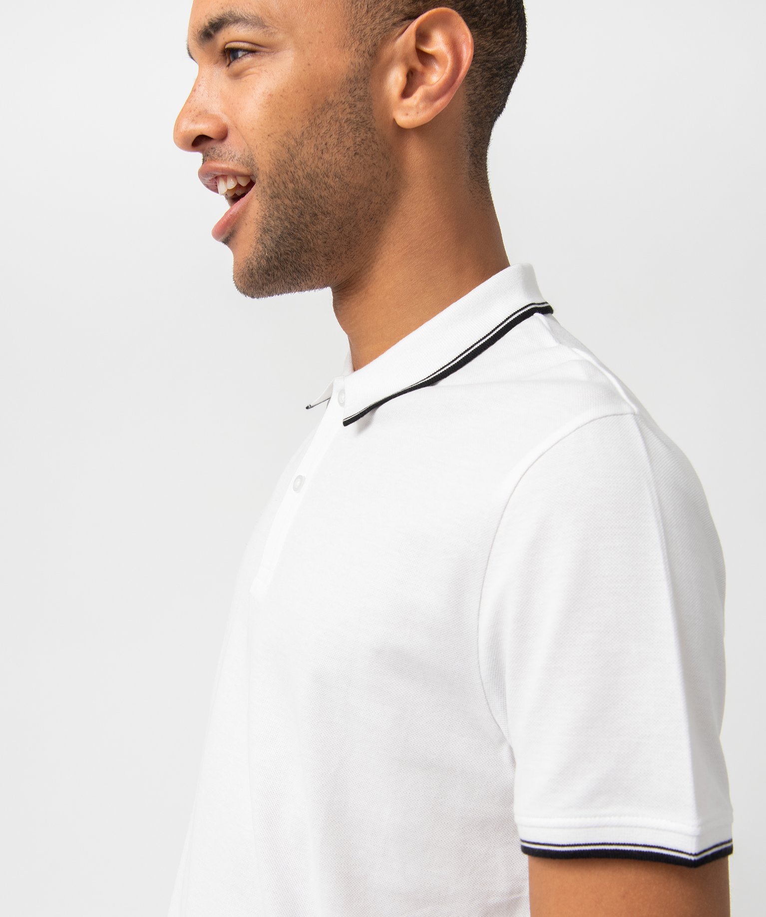 Polo homme à manches courtes et finitions contrastantes blanc | GEMO