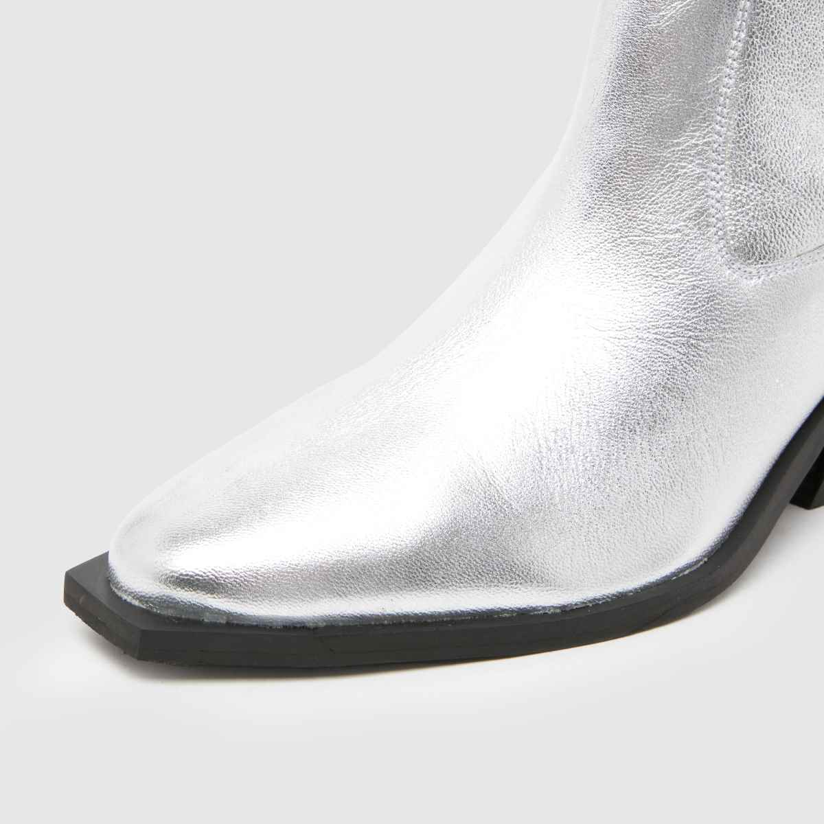 Schuh – Briar – Silverfärgade westernstövlar i läder