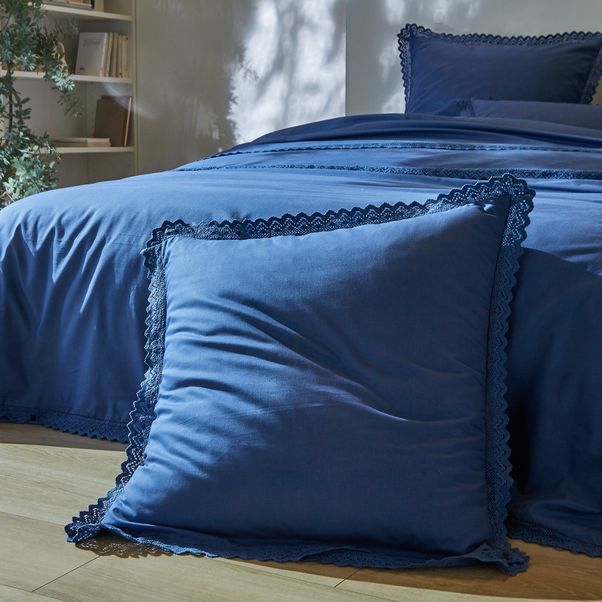 Linge de lit uni dentelle coton