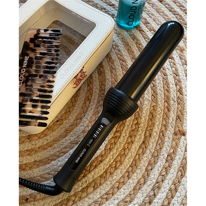 The Waving Wand