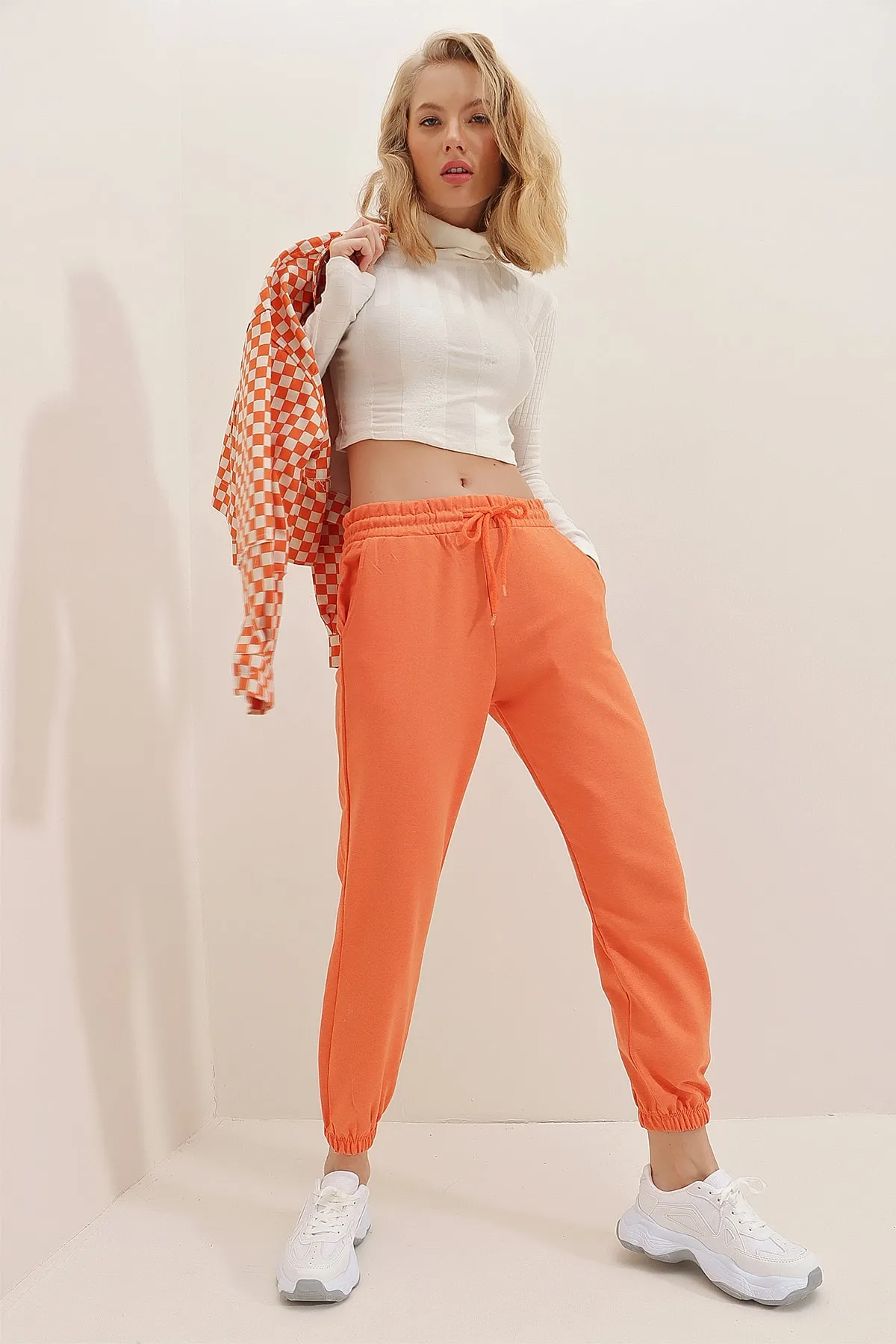 Trend Alaçatı Stili  Jogginghose - Orange - Relaxed
